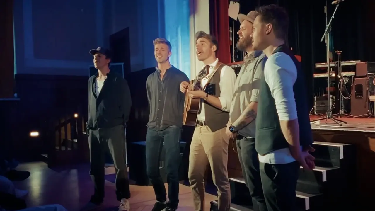 Wir performen live auf dem Finale des 'DiaTON Förderpreises für Dialekt und Musik' des Bezirks Oberbayern im Kleine Theater Haar